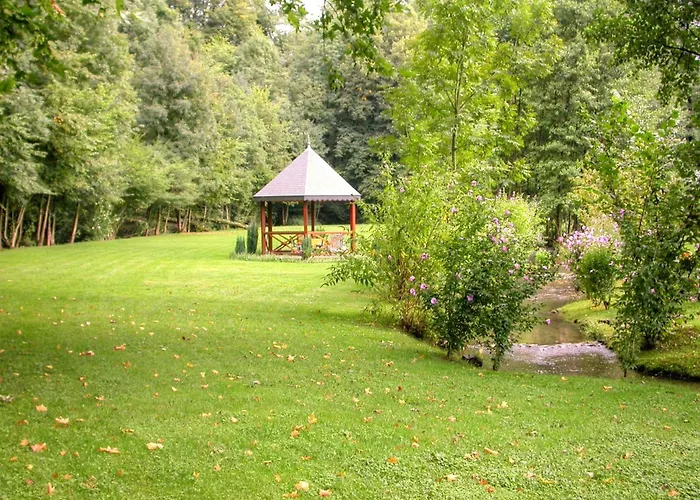 펜션 Moulin Vrindavan, Havre De Paix En Pleine Nature A